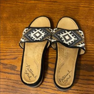 NWOT...Natural Soul sandals